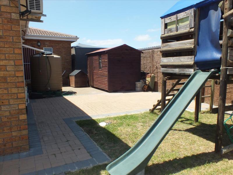 4 Bedroom Property for Sale in Brackenfell South Western Cape